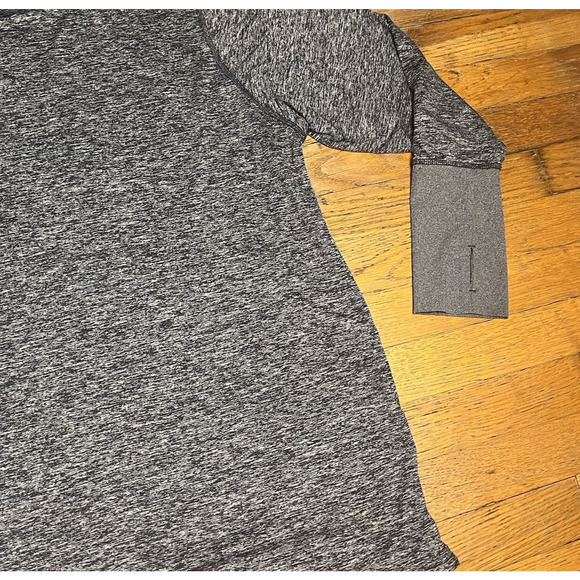 Nike Running Dri-Fit Womens Plus Size 3X Zip Thumbhole Athletic Top Gray 1/4 Zip - Picture 13 of 16